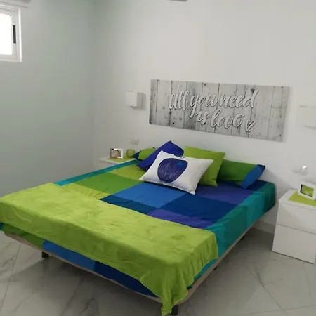 Cozy Apartment. “chayofita”